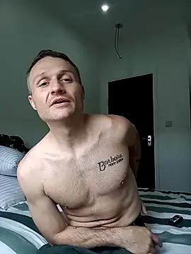 Caliguy36 online show from 11-04-25, 02:43