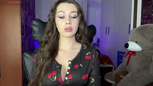 SweetCherry  N online show from 01-11-26, 09:22