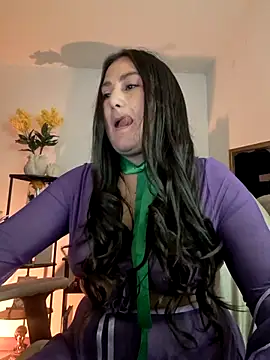 Snapshot of Amelia08 chatting on 10-31-25, 08:27 Amelia08 online show from 10-31-25, 08:27