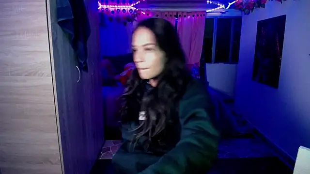 Samara Homescapes online show from 04-19-26, 04:13