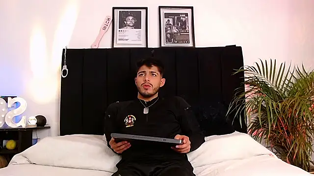 jaiden thoner online show from 11-26-25, 06:02