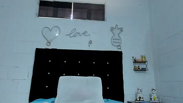 sexynova 93 online show from 06-09-26, 08:10