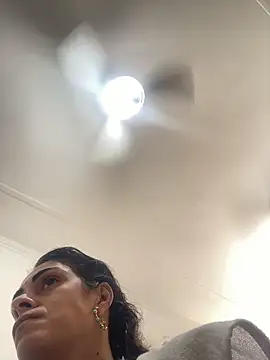 sabrinaneves online show from 04-15-26, 02:54