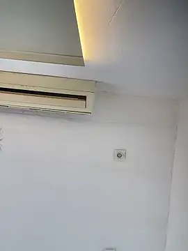 sabrinaneves online show from 02-05-26, 04:25