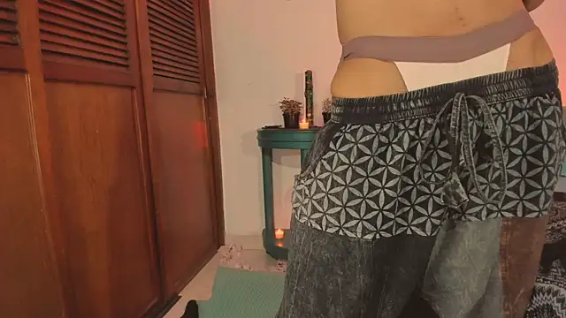 estmonnn online show from 11-09-25, 12:25