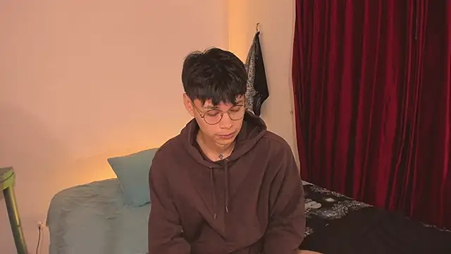 estmonnn online show from 11-07-25, 12:04