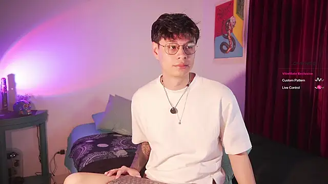 estmonnn online show from 05-18-26, 01:17