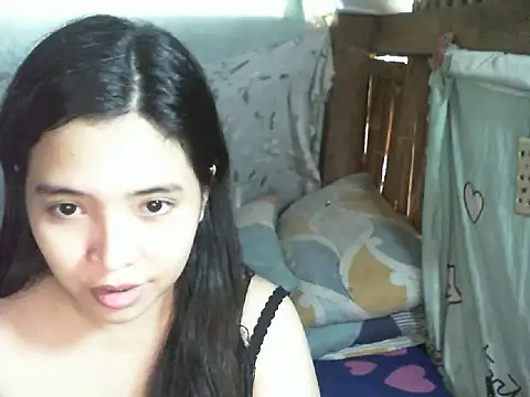 Snapshot of ann_tine123 chatting on 10-29-25, 05:39 ann tine123 online show from 10-29-25, 05:39