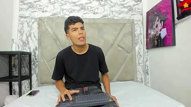 tomy hotboy online show from 10-29-25, 06:01