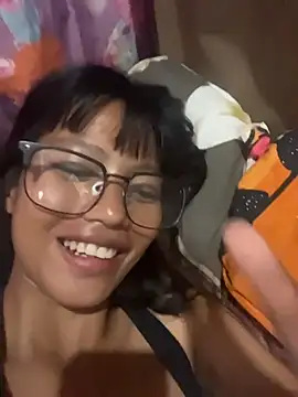 hottiebabe23 online show from 11-17-25, 11:53