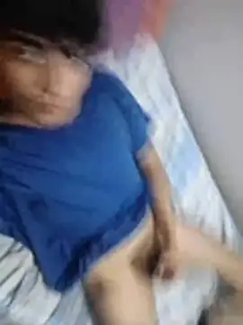 Snapshot of Rizos20cm chatting on 11-08-25, 04:27 Rizos20cm online show from 11-08-25, 04:27