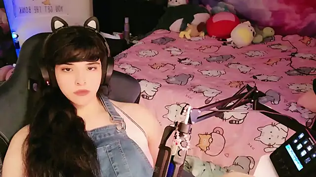 Snapshot of BimboCat chatting on 02-20-26, 07:38 BimboCat online show from 02-20-26, 07:38