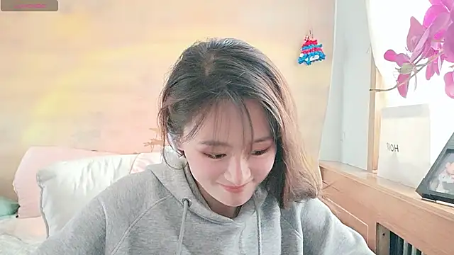 MsTipsy  online show from 04-19-26, 10:16