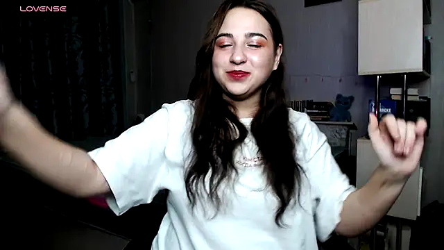 Snapshot of erica__mills chatting on 11-01-25, 09:30 erica mills online show from 11-01-25, 09:30