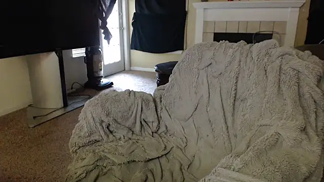 Skyl31 online show from 12-16-25, 08:13