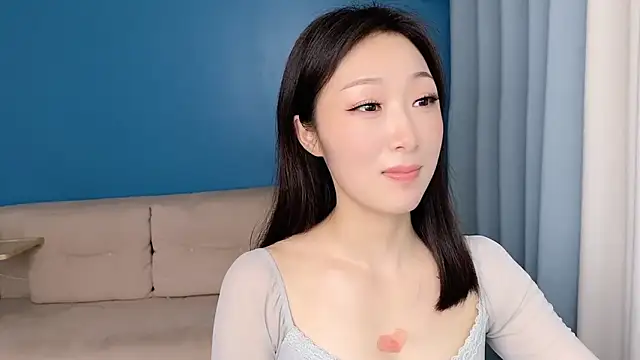 ella55-- online show from 04-11-26, 07:45