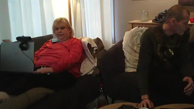 Sylviastar46 online show from 11-27-25, 08:37