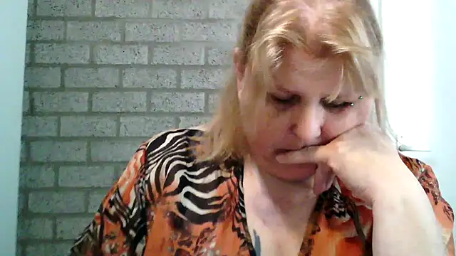 Sylviastar46 online show from 03-05-26, 10:01