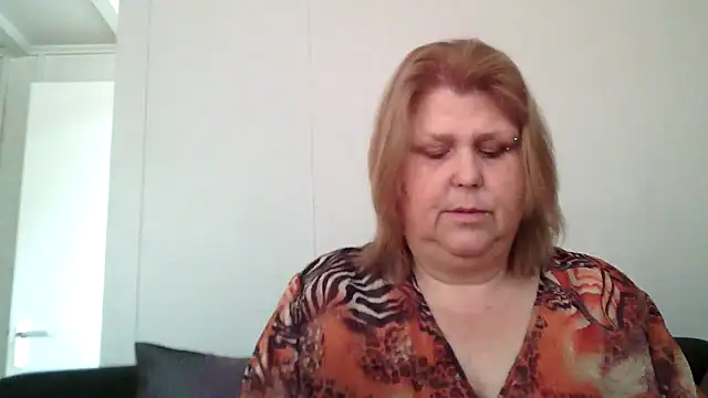 Sylviastar46 online show from 02-26-26, 11:10