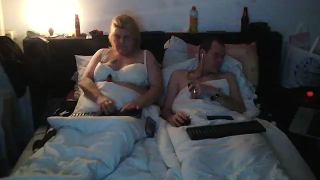 Sylviastar46 online show from 01-12-26, 08:47