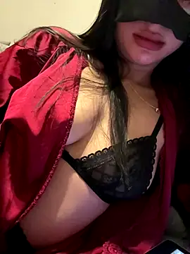 Snapshot of trinhvutrinh chatting on 12-16-25, 07:07 trinhvutrinh online show from 12-16-25, 07:07