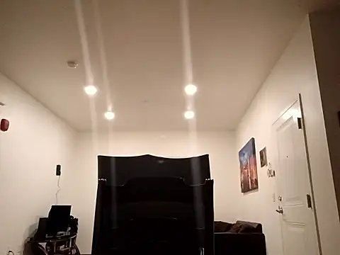 Karebearz1 online show from 03-31-26, 07:54