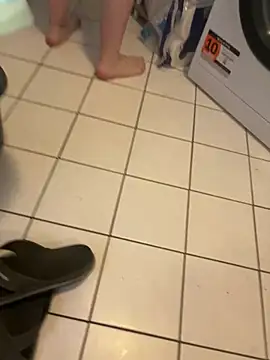 Teeny-Slut18 online show from 06-19-26, 08:31