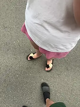 Teeny-Slut18 online show from 07-05-26, 07:04