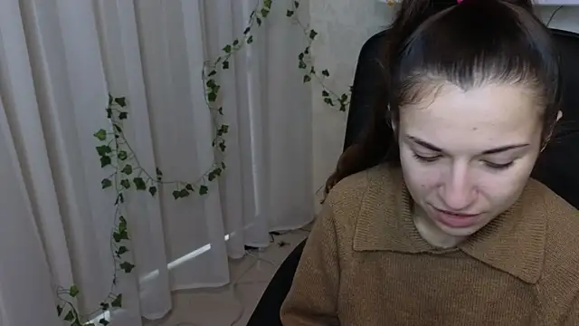 Snapshot of Ulyanix chatting on 02-01-26, 06:00 Ulyanix online show from 02-01-26, 06:00