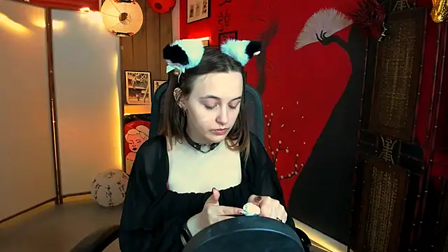 IreneBailey online show from 10-31-25, 09:17