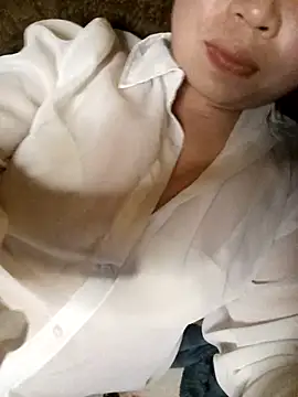 julybe online show from 03-03-26, 06:09