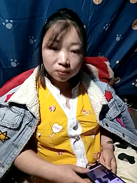 julybe online show from 11-26-25, 02:06