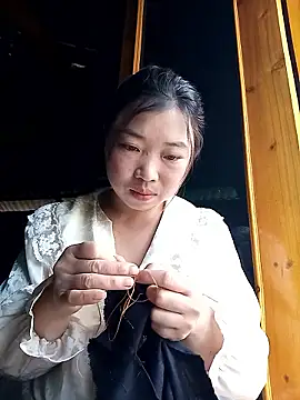 julybe online show from 04-09-26, 07:58