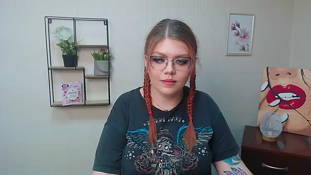 Lina ri  online show from 11-10-25, 08:47