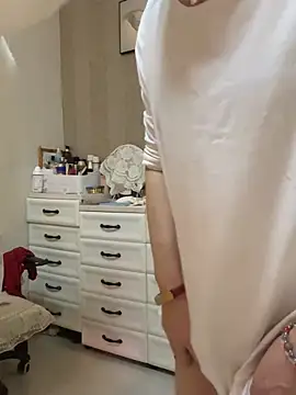 aniani11 online show from 02-20-26, 11:45