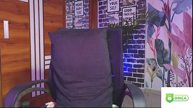 Saloni9 online show from 04-08-26, 02:57