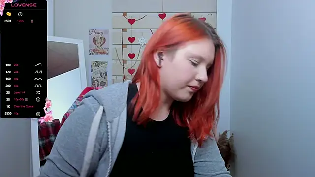 Snapshot of FoxPlayXX chatting on 02-28-26, 09:14 FoxPlayXX online show from 02-28-26, 09:14