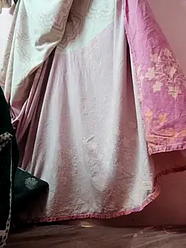 pujapujarrrr online show from 10-30-25, 08:50