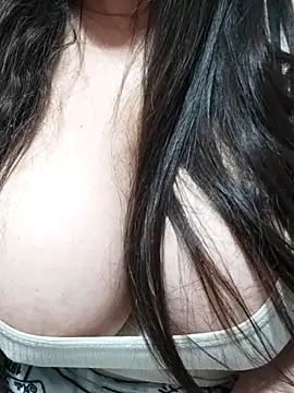 Snapshot of bodysexya chatting on 04-24-26, 08:22 bodysexya online show from 04-24-26, 08:22