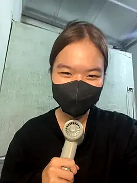 BUNNY050465 online show from 11-17-25, 04:11