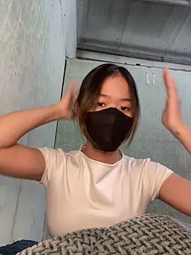 BUNNY050465 online show from 11-14-25, 03:05