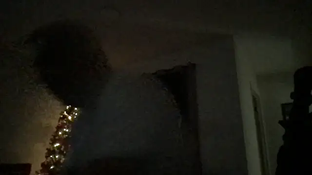 ezrah23 online show from 12-18-25, 05:50