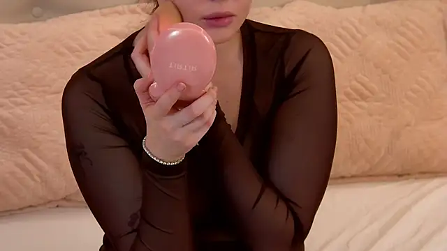 VickiBanx online show from 01-10-26, 03:57