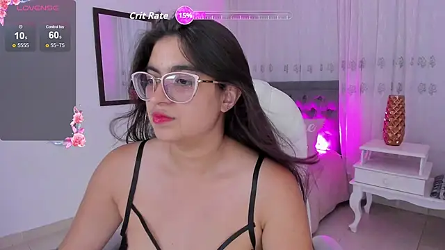 Luna Jonnes1 online show from 04-17-26, 02:36