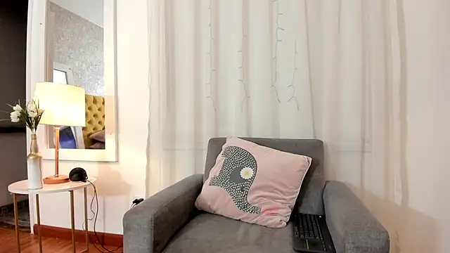 LahanaKimish online show from 11-17-25, 01:09