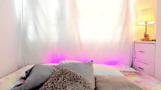 LahanaKimish online show from 12-16-25, 01:04