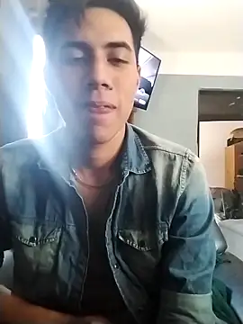 Fede26Zonasur online show from 11-23-25, 02:27