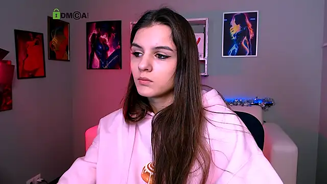 Snapshot of lisa_dark_ chatting on 01-16-26, 10:19 lisa dark online show from 01-16-26, 10:19