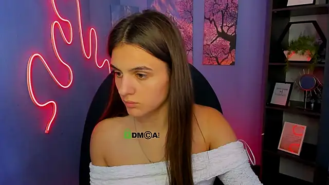 lisa dark  online show from 06-25-26, 03:17