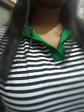 Snapshot of Cuty_Pussy1 chatting on 03-19-26, 03:34 Cuty Pussy1 online show from 03-19-26, 03:34